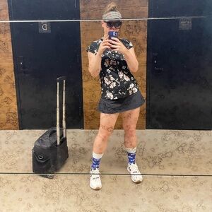 Microsoft Bee Socks Cotton blue White Long Tall Sport Used